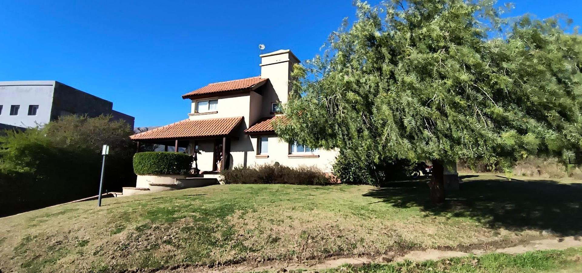 Carpintería, Las Cascadas, Chalet 175 m2 construidos+piscina