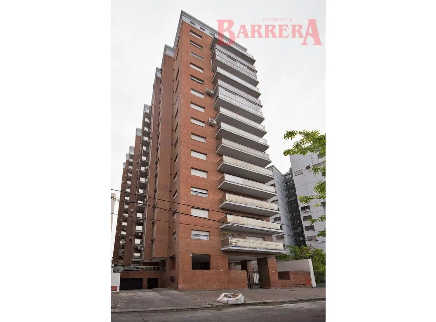 3 amb piso 13 (no es último) + cochera 1