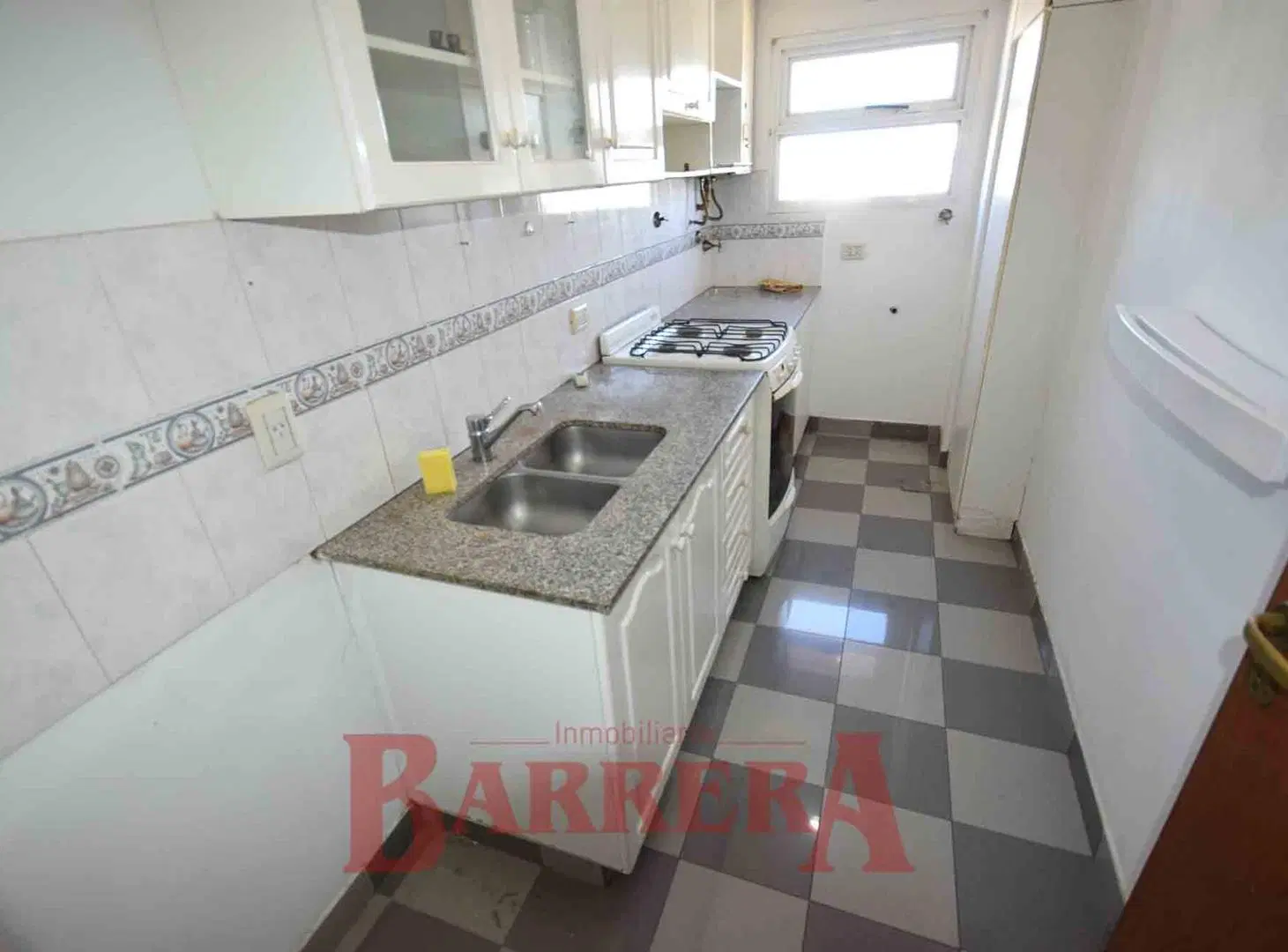 3 amb piso 13 (no es último) + cochera 4
