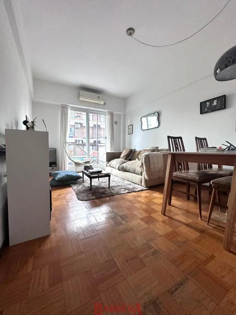 Departamento dos ambientes muy luminoso en venta 2