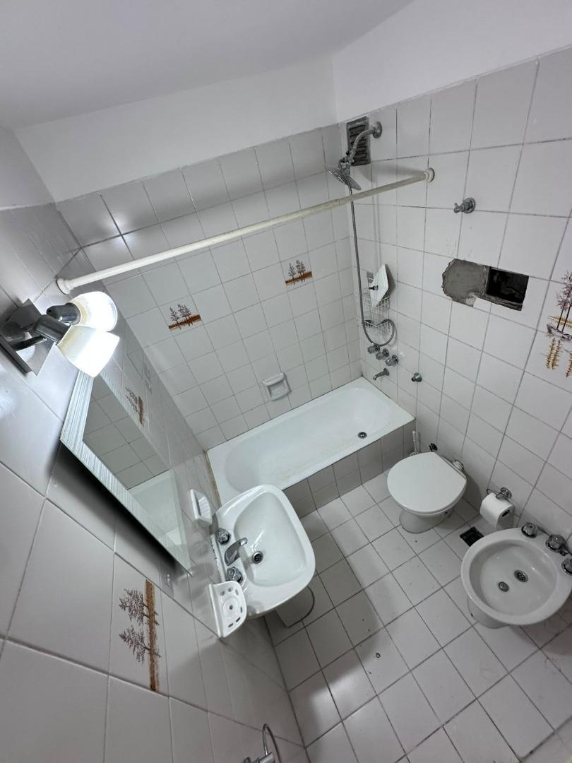 Foto de Departamento 2 ambientes piso 13 en alquiler, imagen 3