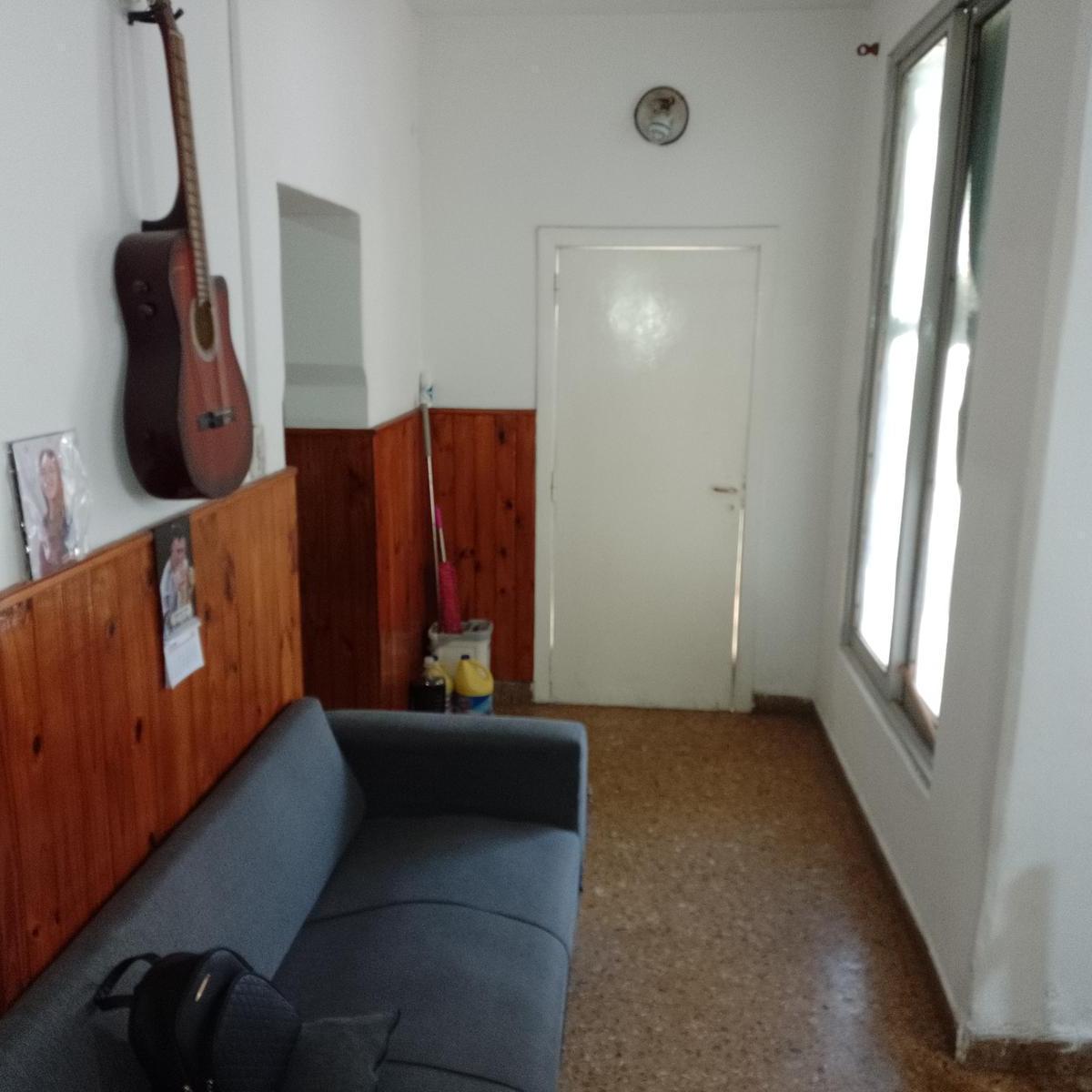 Foto de OPORTUNIDAD APTA CRÉDITO!! Casa Coronel Diaz 607 Piñeyro Avellaneda., imagen 4