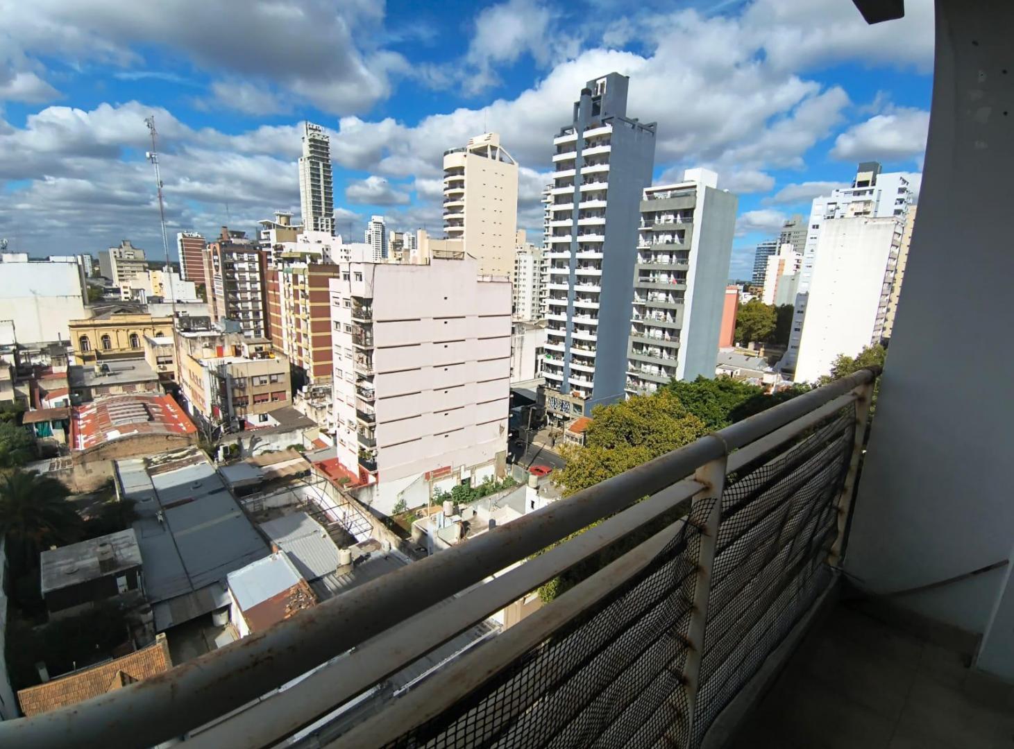 Foto de ALQUILER!! Departamento Sarmiento 67 Lomas de Zamora 2amb, imagen 2