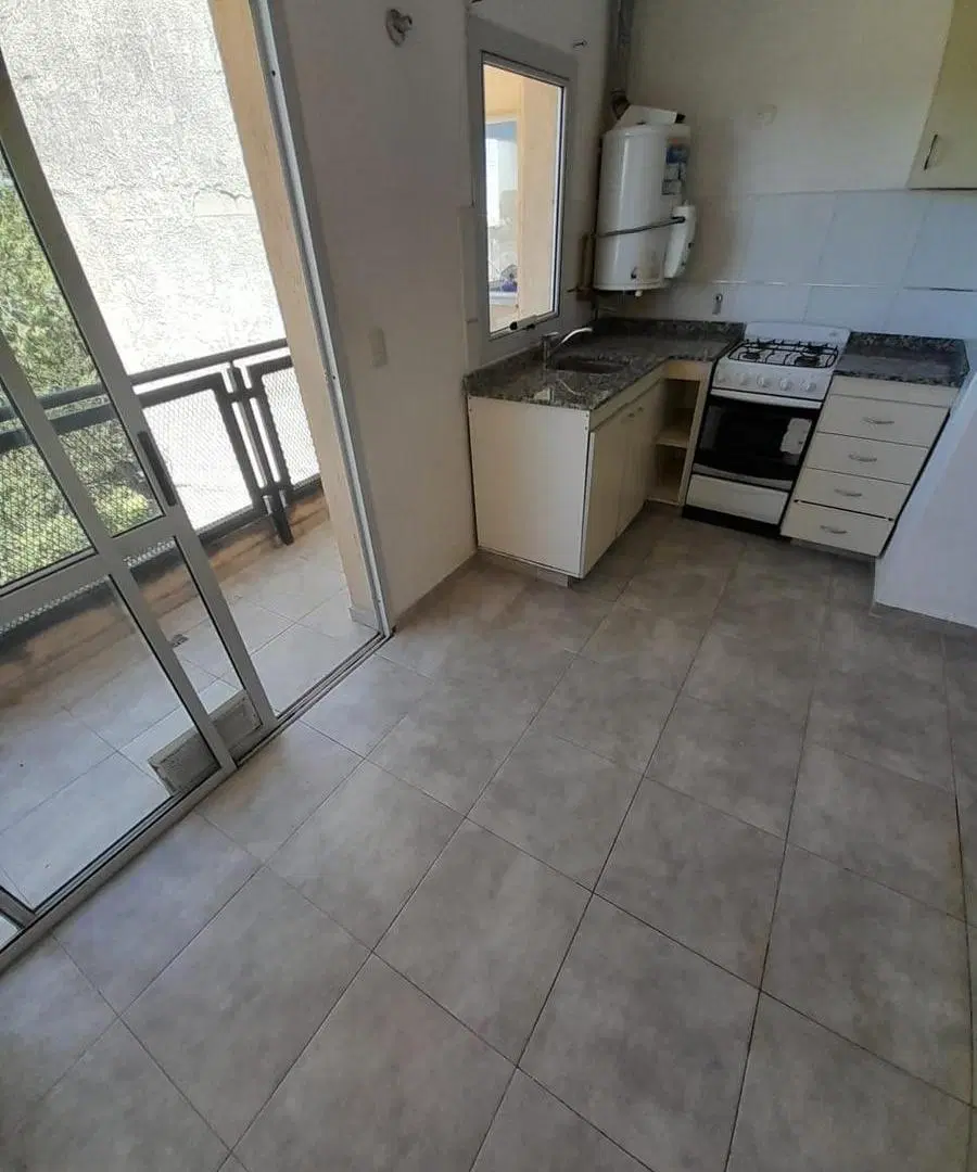 Departamento en LA FALDA 3