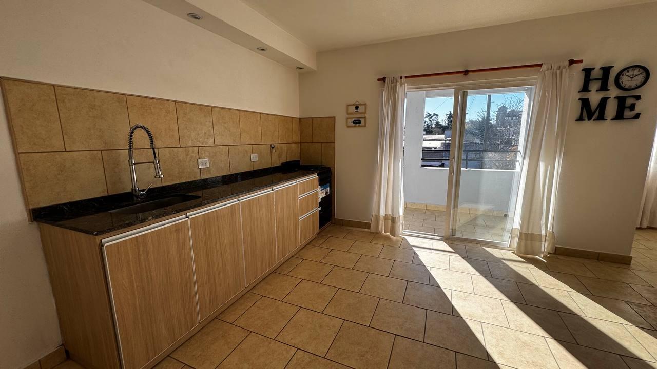 Foto de Departamento a la venta en pleno centro de La Falda, imagen 1
