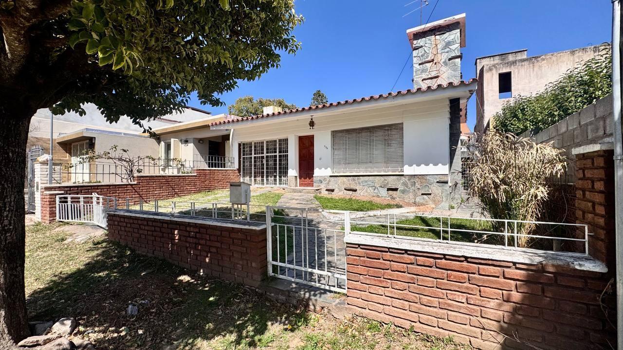 Foto de Casa a la venta en La Falda, imagen 1