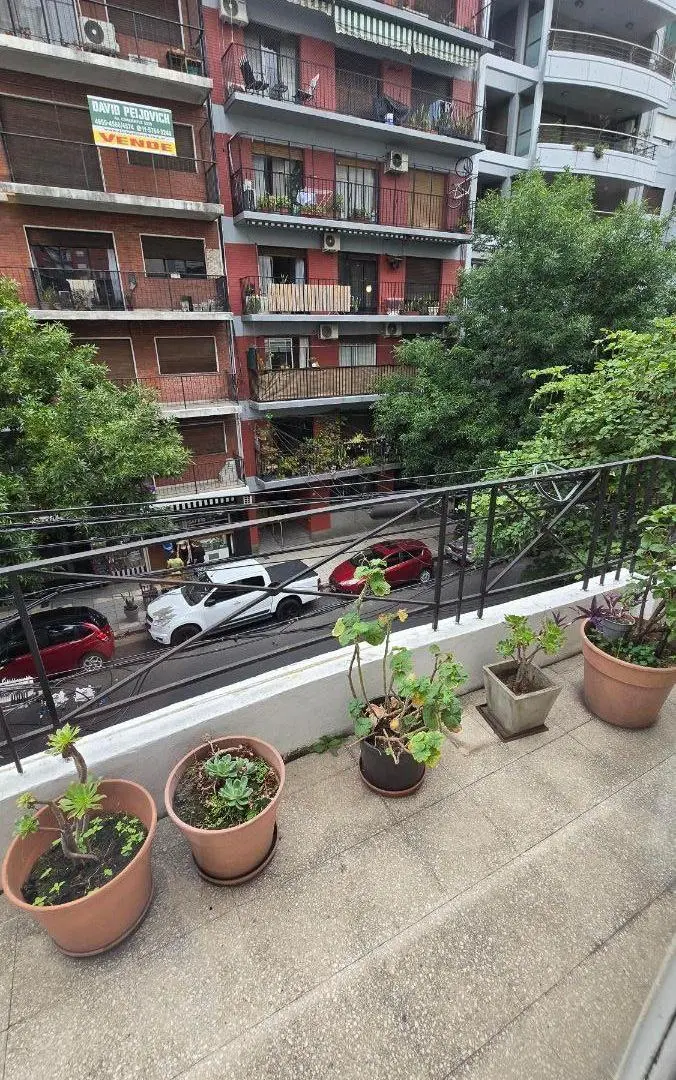 EXCELENTE DPTO 3 AMB CON BALCÓN 4