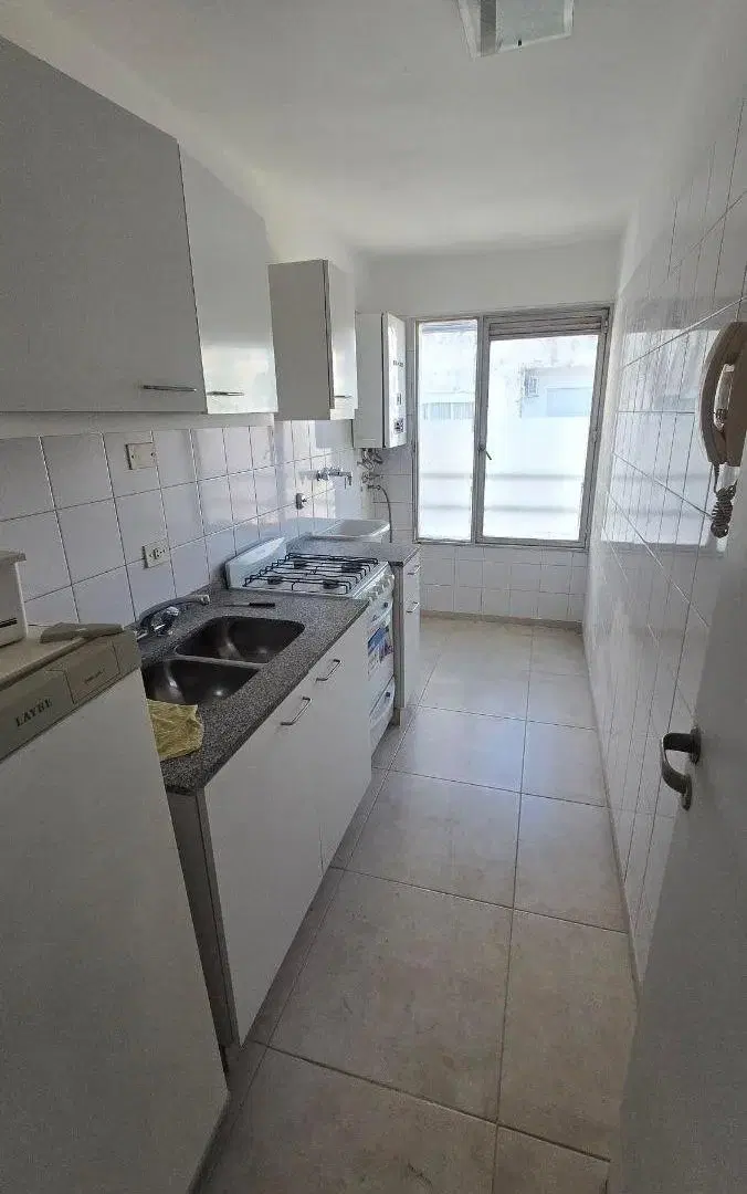 Muy Buen Dpto 2 Amb con Cocina y Lavadera Separados 1