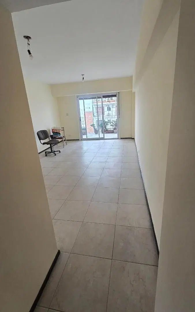 EXCELENTE DPTO 3 AMB CON BALCÓN ATERRAZADO 3
