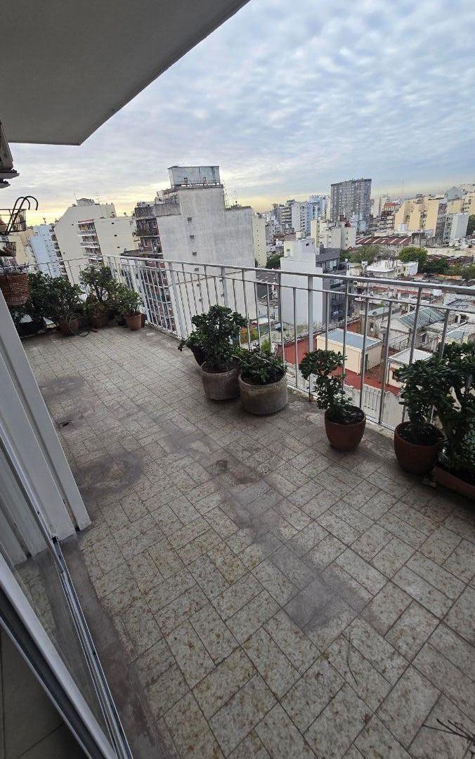 EXCELENTE DPTO 3 AMB CON BALCÓN ATERRAZADO