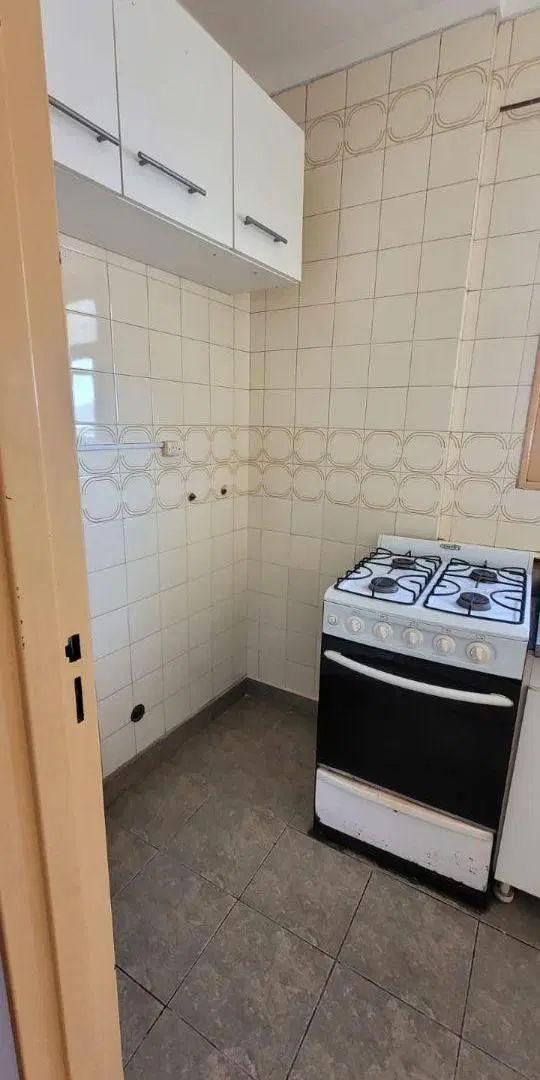MUY BUEN DPTO 1 AMB CON COCINA SEPARADA 4
