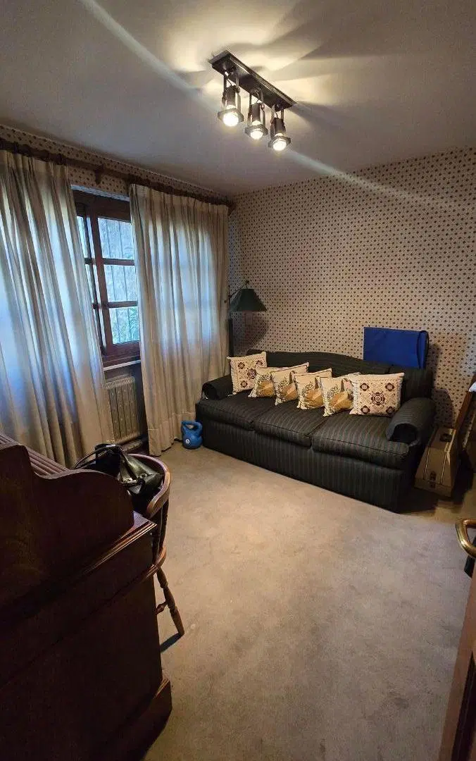 EXCELENTE CASA DE 5 AMB EN LOTE PROPIO 4