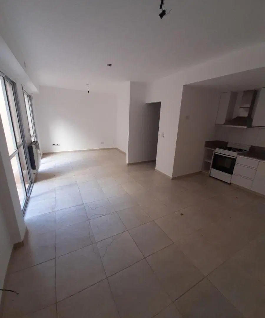 Excelente PH 1 Amb con Patio 2