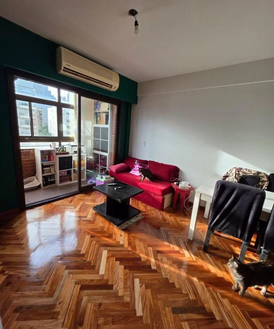 EXCELENTE DPTO 1 AMB CON BALCÓN 5