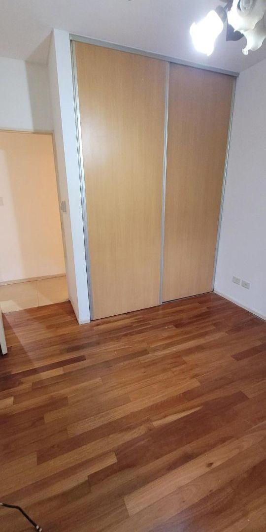 Foto de EXCELENTE DPTO DE 2 AMB CON BALCÓN CORRIDO, imagen 2