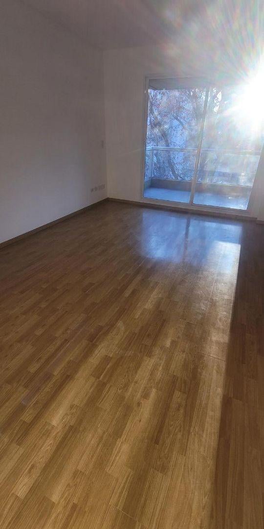 Foto de EXCELENTE DPTO 1 AMB CON BALCÓN ATERRAZADO, imagen 3
