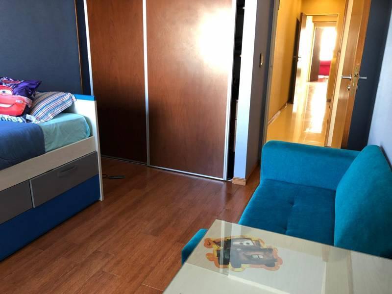 Hermoso Piso 4 Ambientes Todo a Nuevo! Muy Luminoso y Soleado! Cochera Fija 2