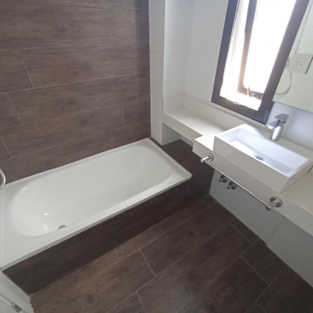 Duplex a Estrenar en Flores 4 Amb 1