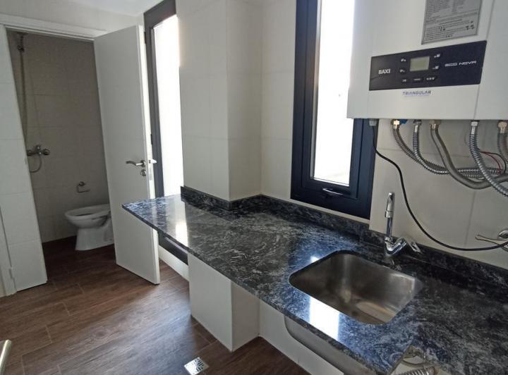 Piso en venta 5 amb con patio 2 cocheras a estrenar Flores 5