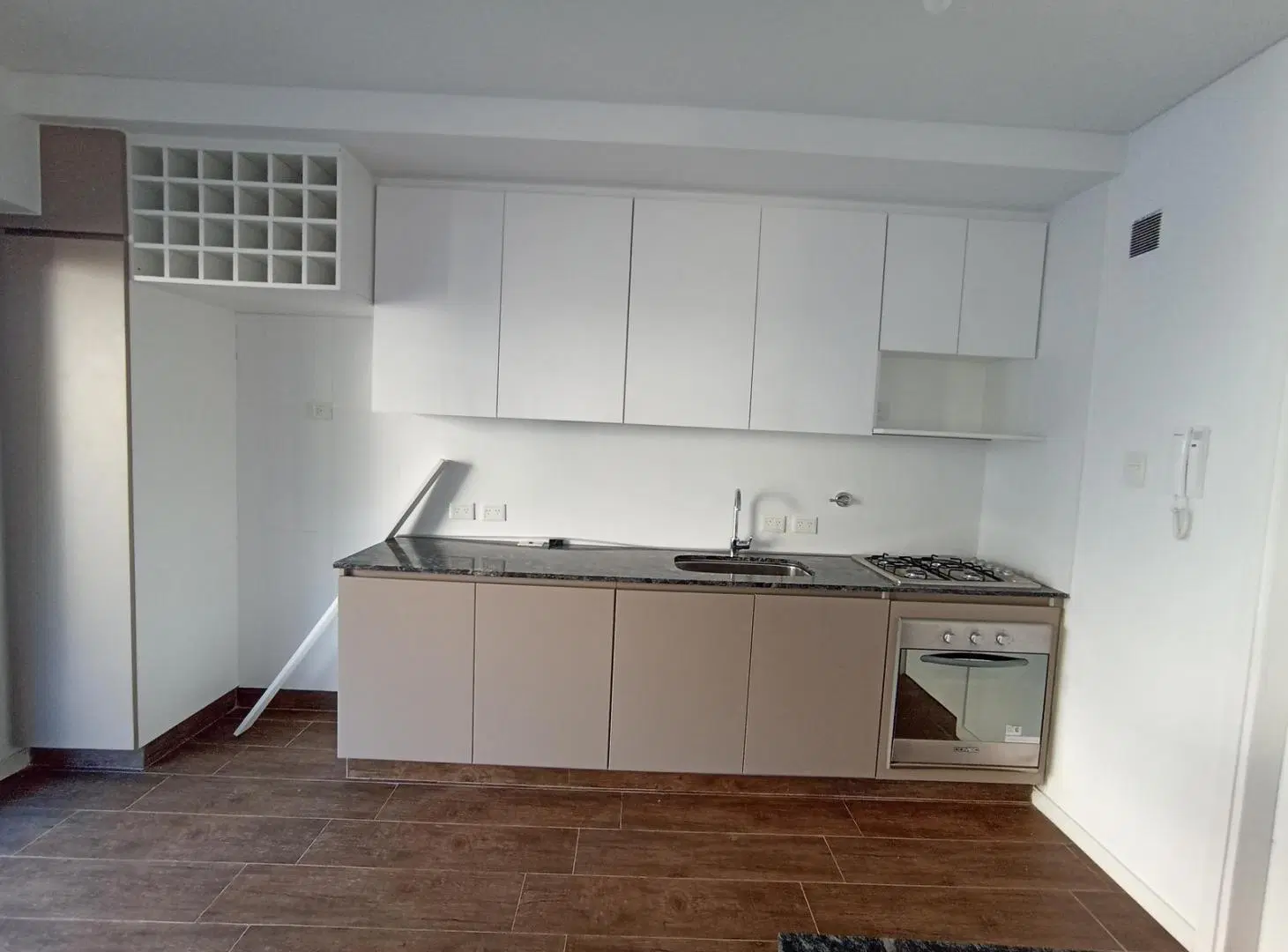 Piso en venta 5 amb con patio cochera opcional a estrenar Flores 5