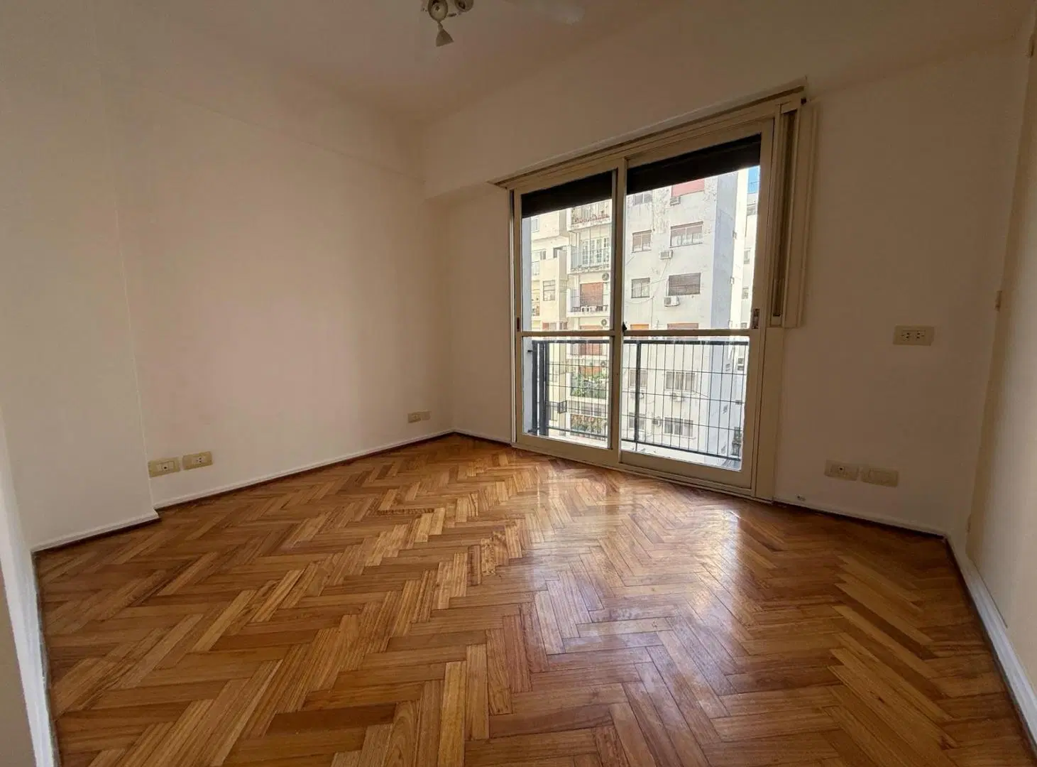 Departamento 2 ambientes balcón a metros Alto Palermo 4