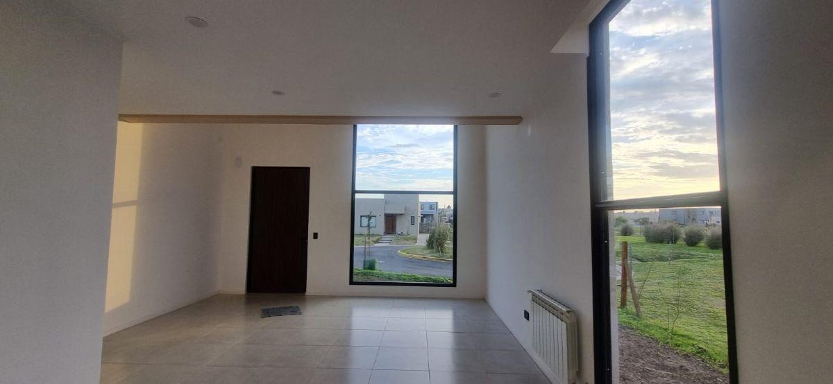 Foto de Casa de 150 m² con 3 habitaciones en venta en Santa Elisa, imagen 5
