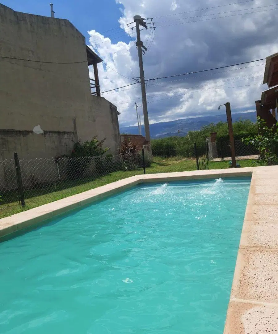 Venta de 3 casas + piscina en Villa Cura Brochero K113CB 3