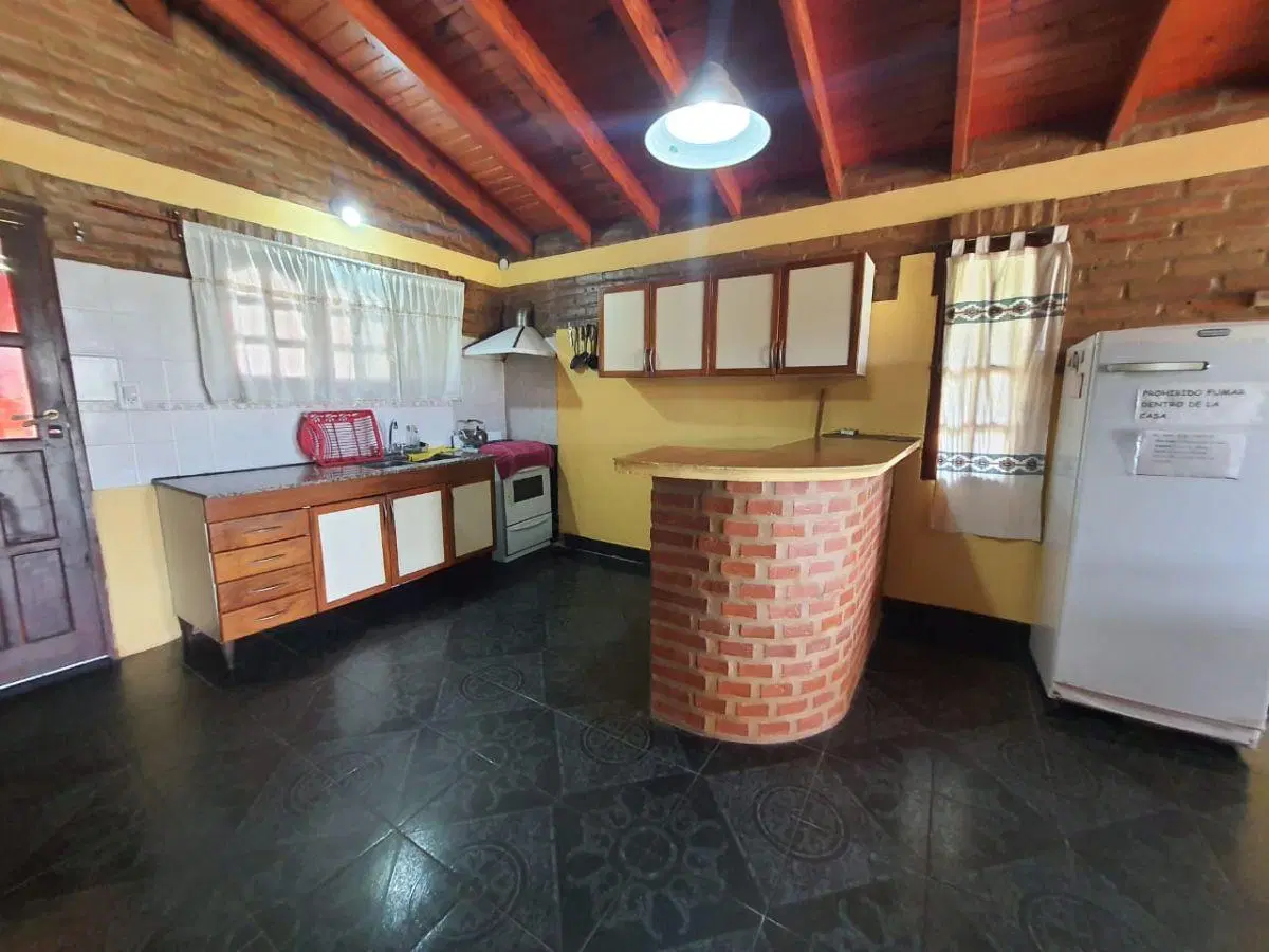 Venta de 3 casas + piscina en Villa Cura Brochero K113CB 5