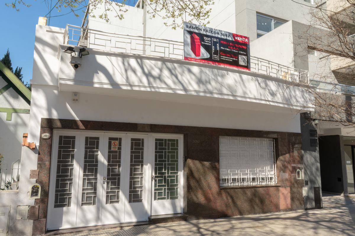 Foto de Venta de casa 4 ambiente 2 baños, garage patio y terraza Villa Luro, imagen 1