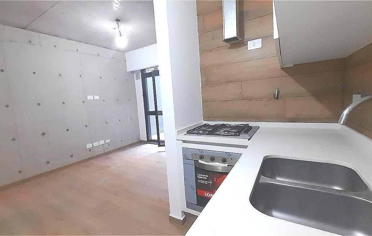Departamento en Venta en Flores. 4
