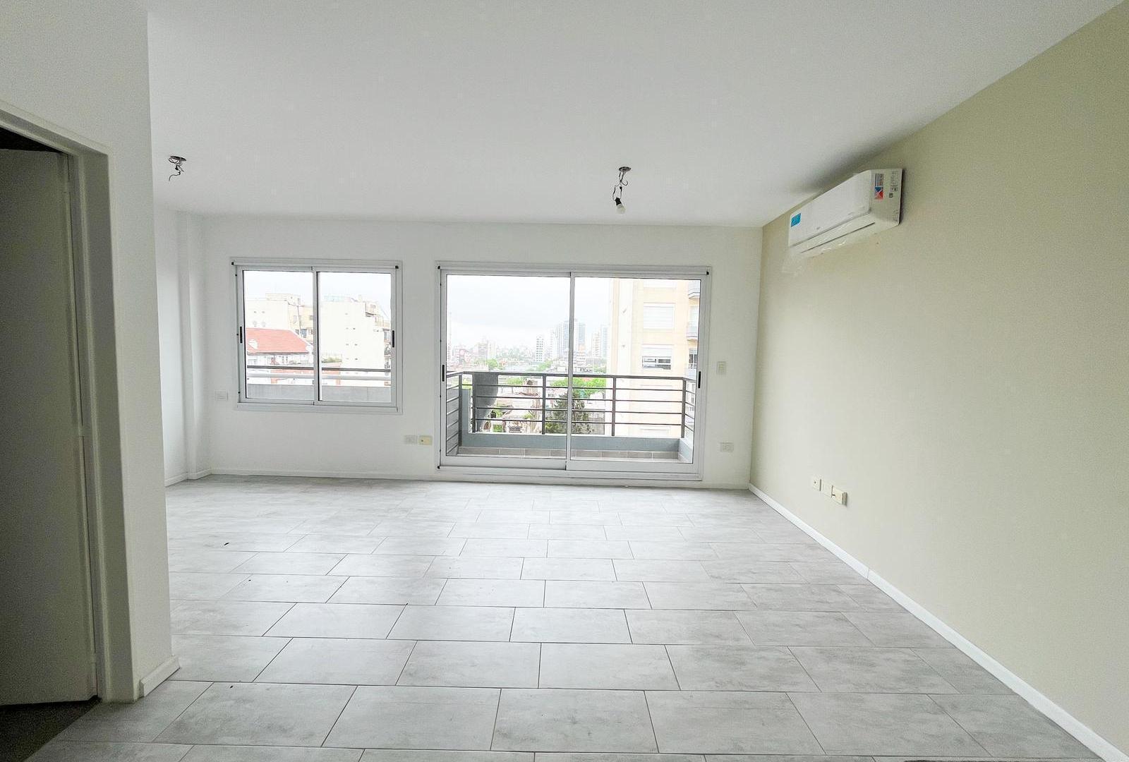 Foto de Departamento de un ambiente con terraza propia en San Cristobal, imagen 3