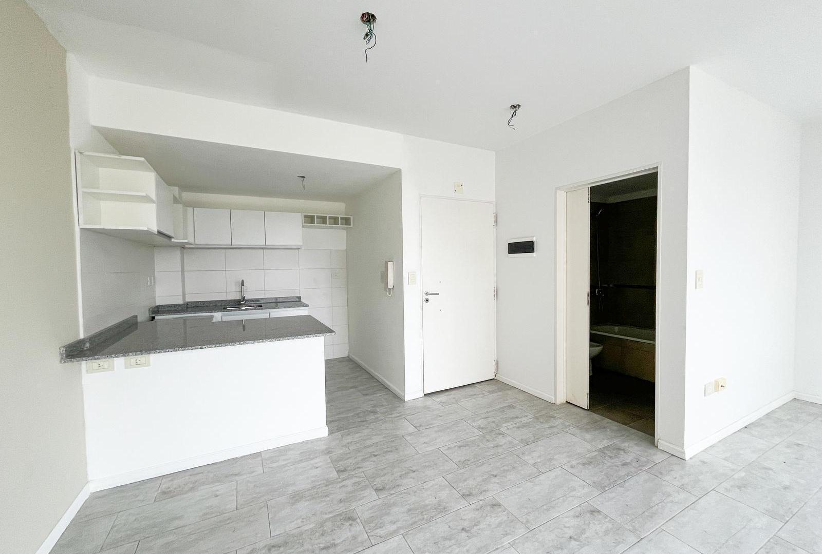 Foto de Departamento de un ambiente con terraza propia en San Cristobal, imagen 4