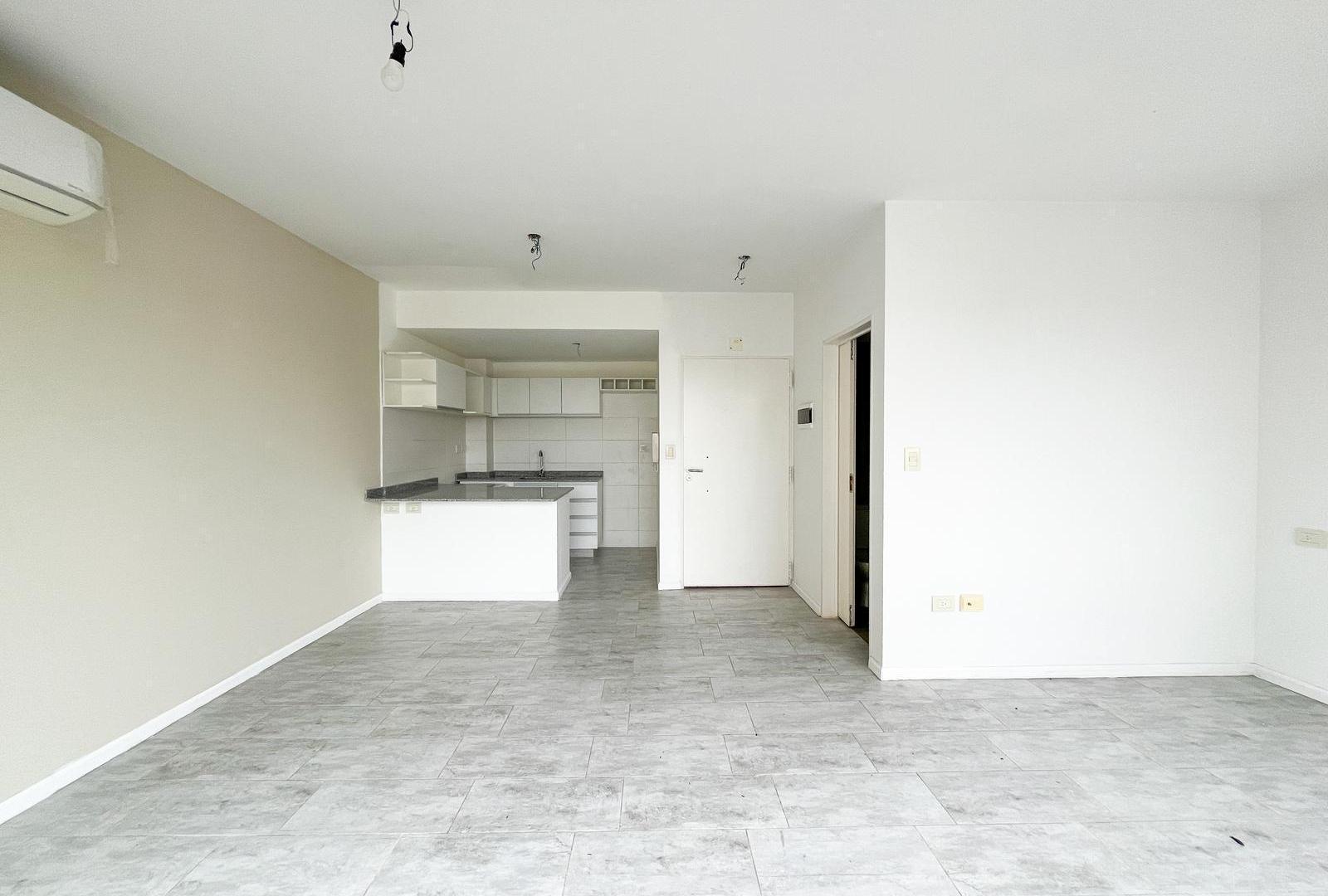 Departamento de un ambiente con terraza propia en San Cristobal