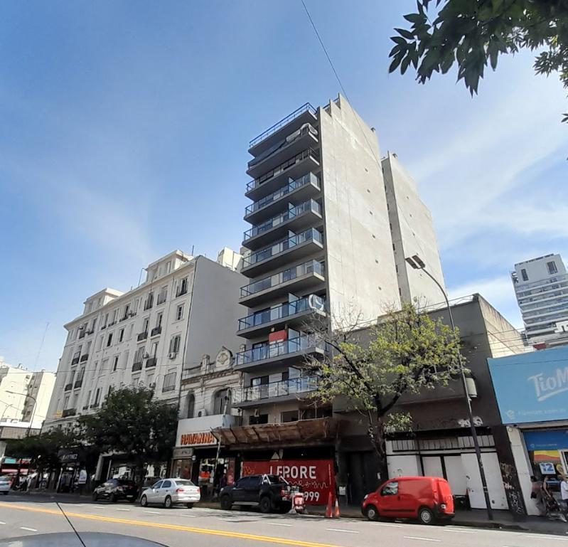 Av. Raúl Scalabrini Ortiz  326