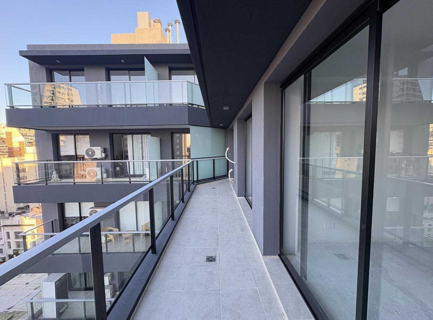 Departamento de 4 ambientes en Almagro con terraza