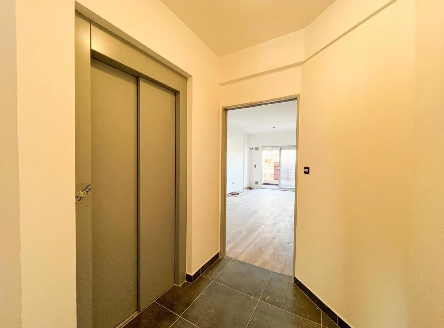 Departamento 3 Ambientes en Venta en Almagro a Estrenar con Balcón y Patio 2