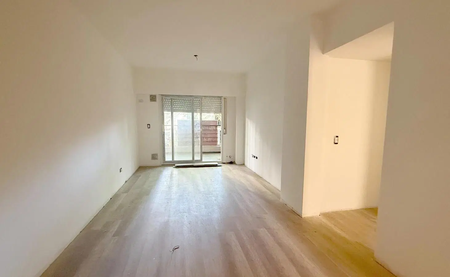 Departamento 3 Ambientes en Venta en Almagro a Estrenar con Balcón y Patio 1
