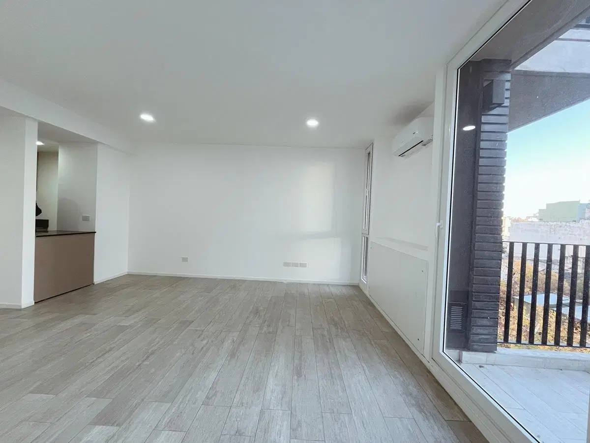 Departamento de un ambiente en Almagro con balcón 4