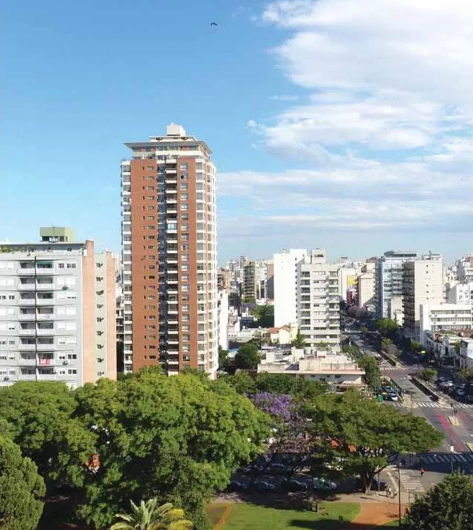 Departamento de un ambiente con balcón al frente en Nuñez 2