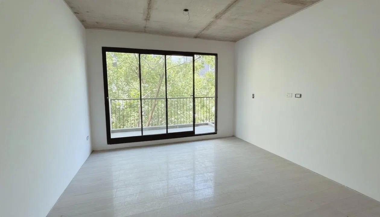 Departamento de un ambiente al frente con balcón en Almagro 4