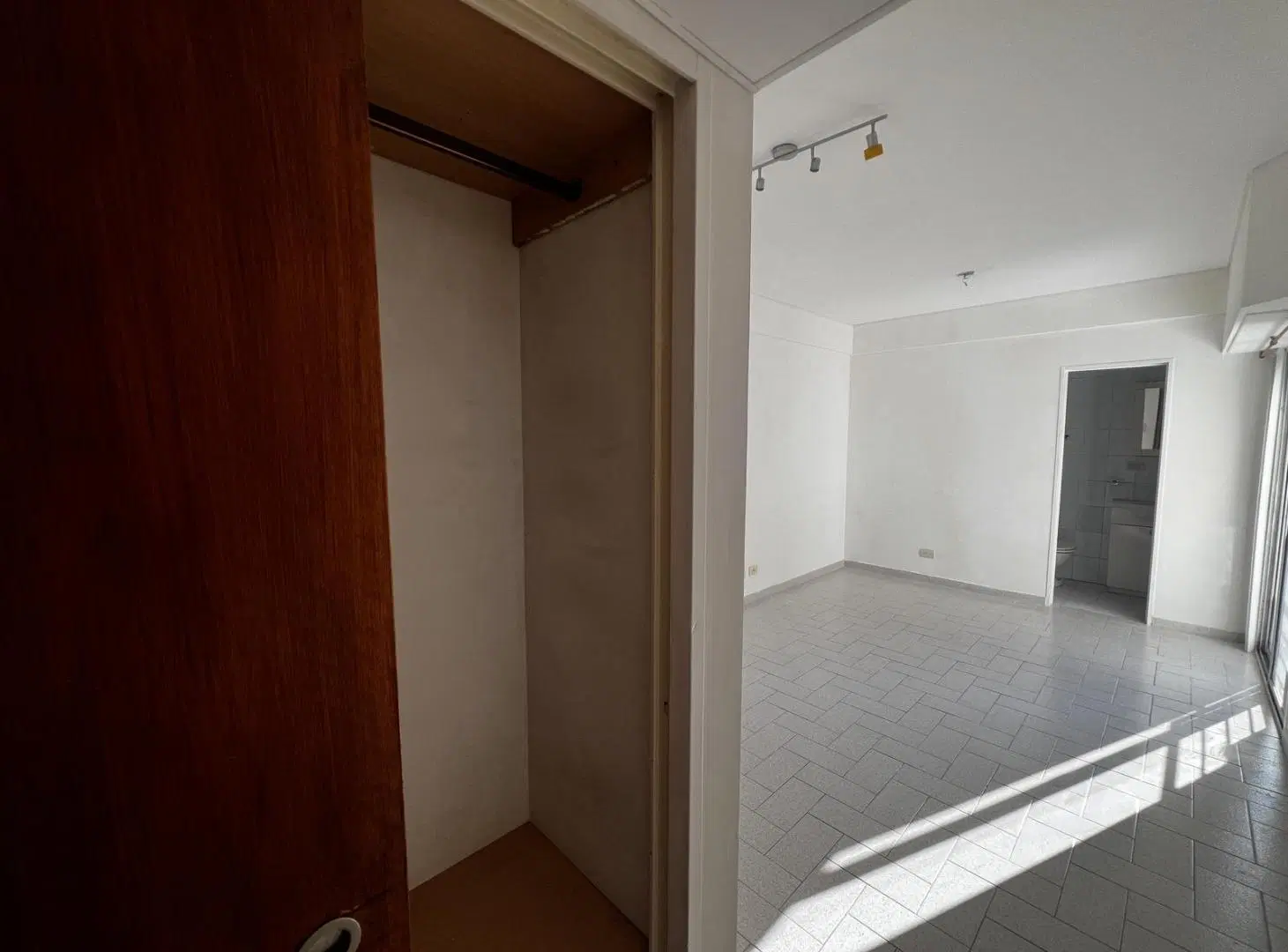 Departamento de un ambiente en alquiler en Almagro Norte 2