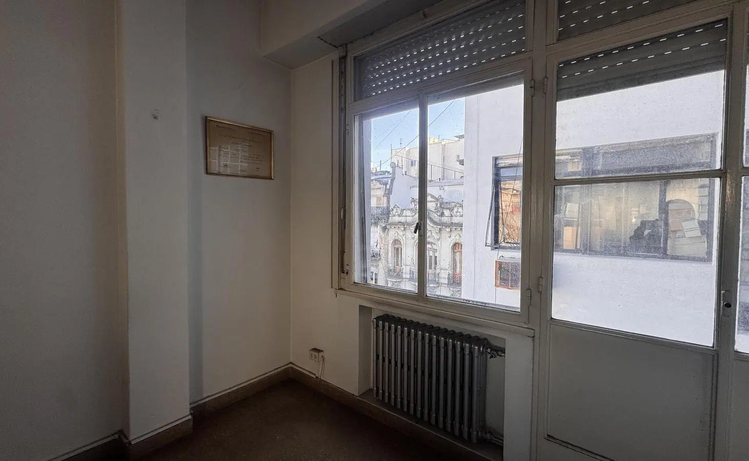 Oficina en venta en Monserrat 5