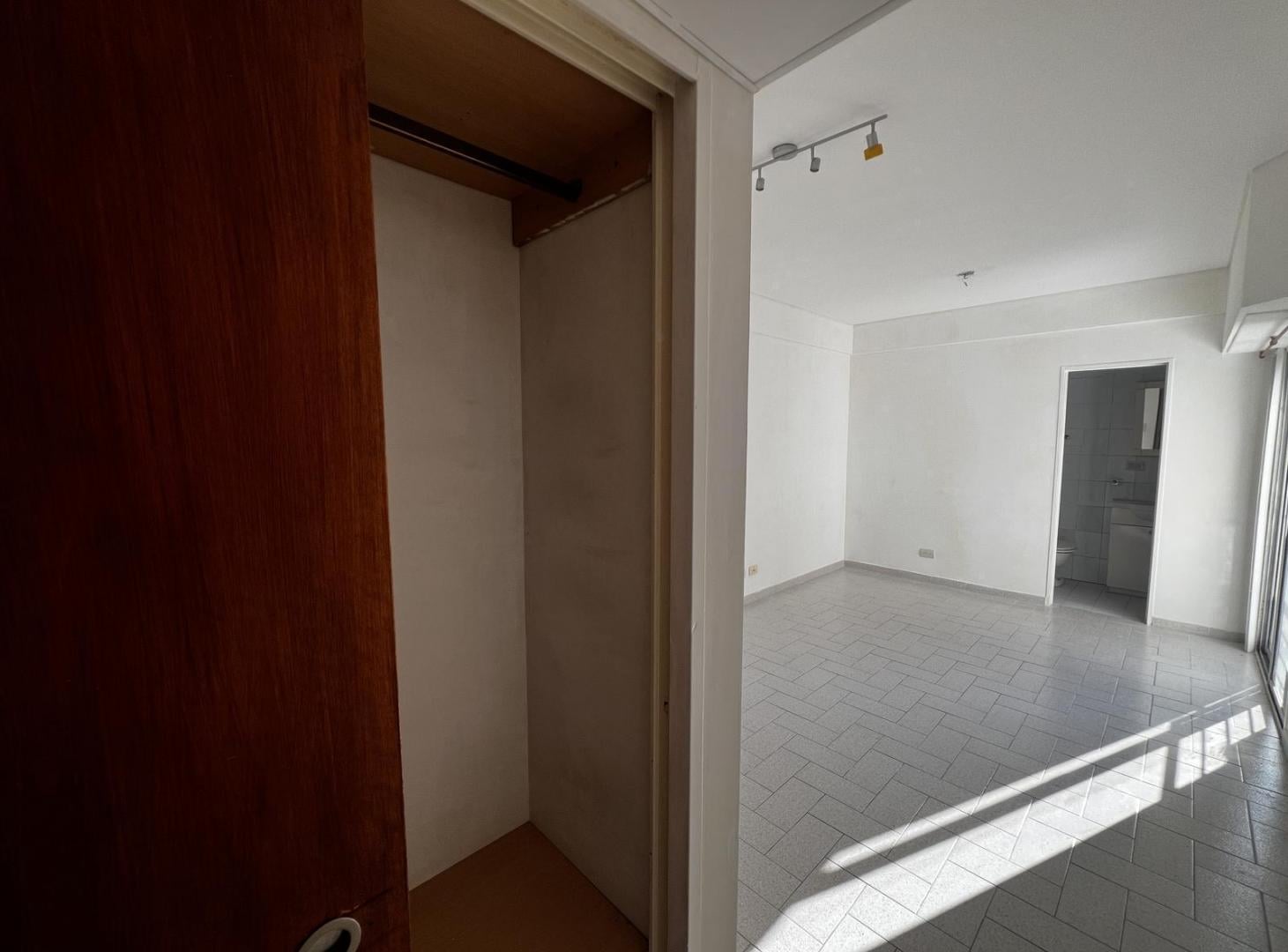 Departamento de un ambiente en alquiler en Almagro Norte