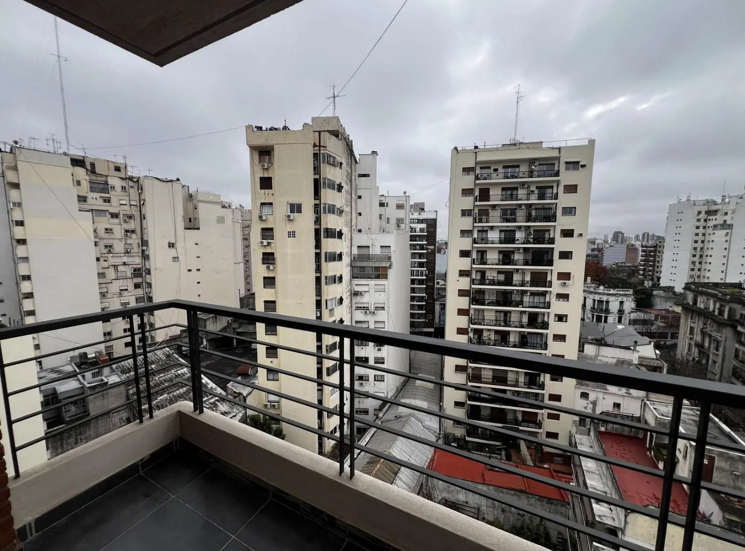 Departamento de dos ambientes en alquiler en Almagro 3
