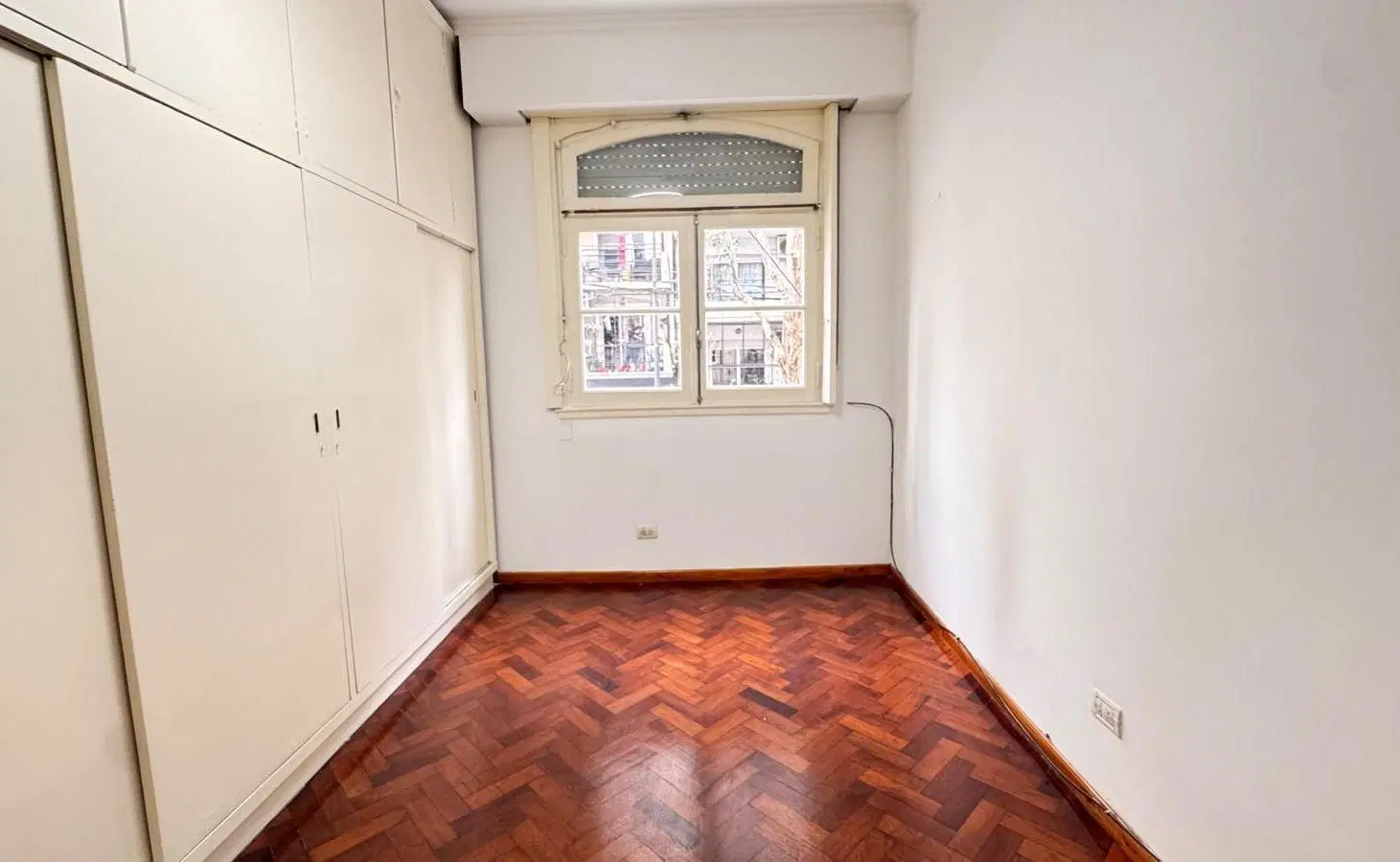 Departamento de dos ambientes en alquiler en Almagro 1