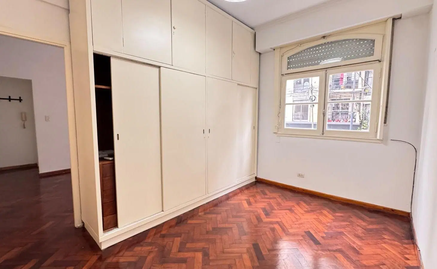 Departamento de dos ambientes en alquiler en Almagro 5