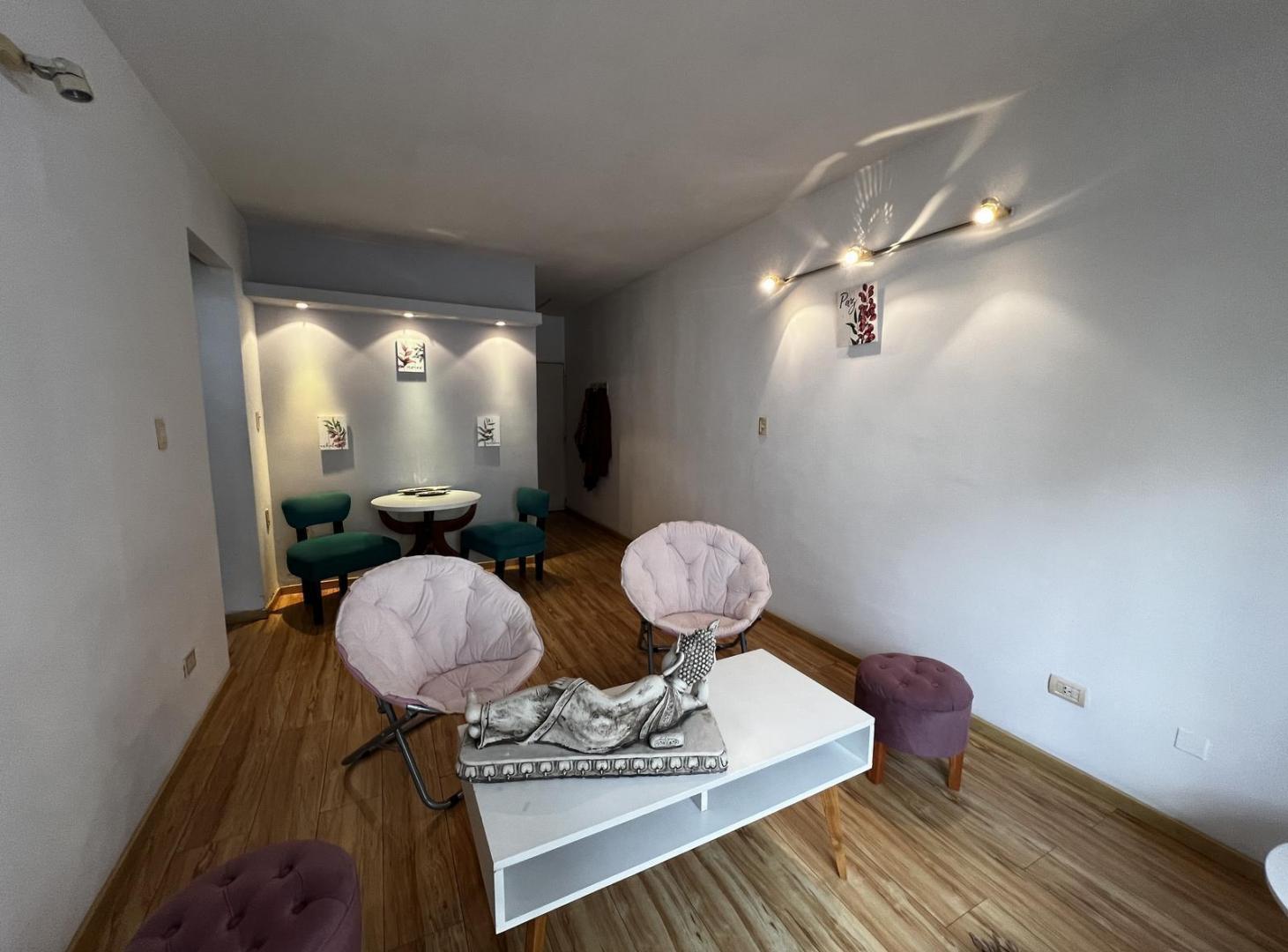 Foto de Departamento de 3 ambientes a la venta en Balvanera, imagen 1