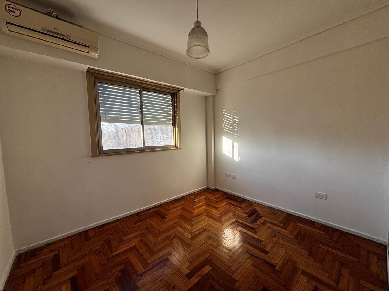 Foto de DEPARTAMENTO 2 AMB ALQUILER ALMAGRO, imagen 1