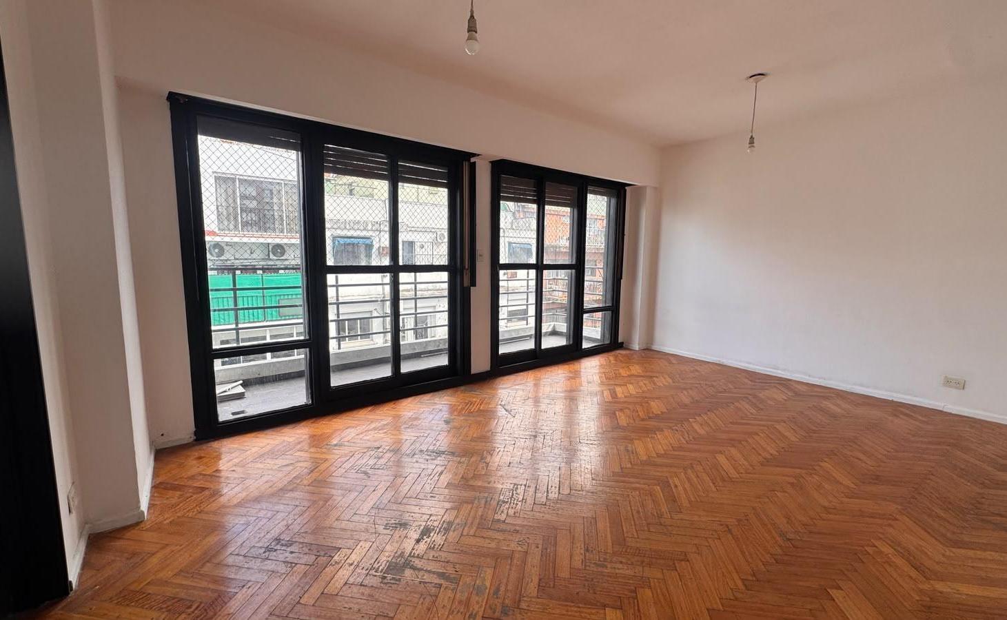 Foto de Departamento de un ambiente en alquiler en Almagro, imagen 2