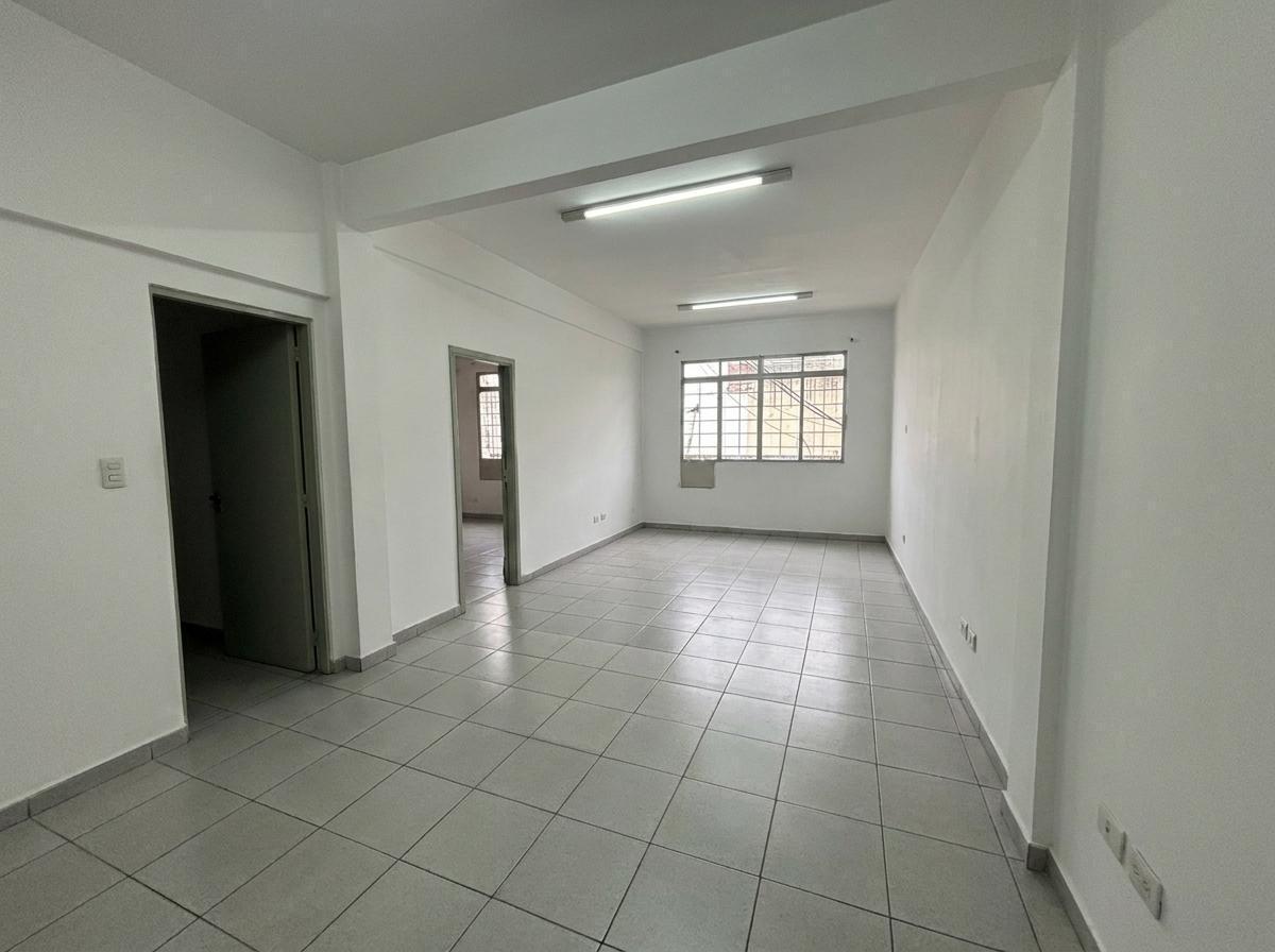 Foto de VENTA OFICINA COMERCIAL AV BELGRANO BALVANERA, imagen 2